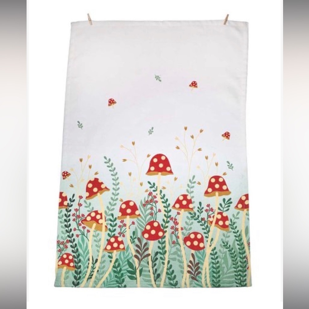 Streamline Imagined White & Green Mushroom Garden Tea Towel, White, NWT